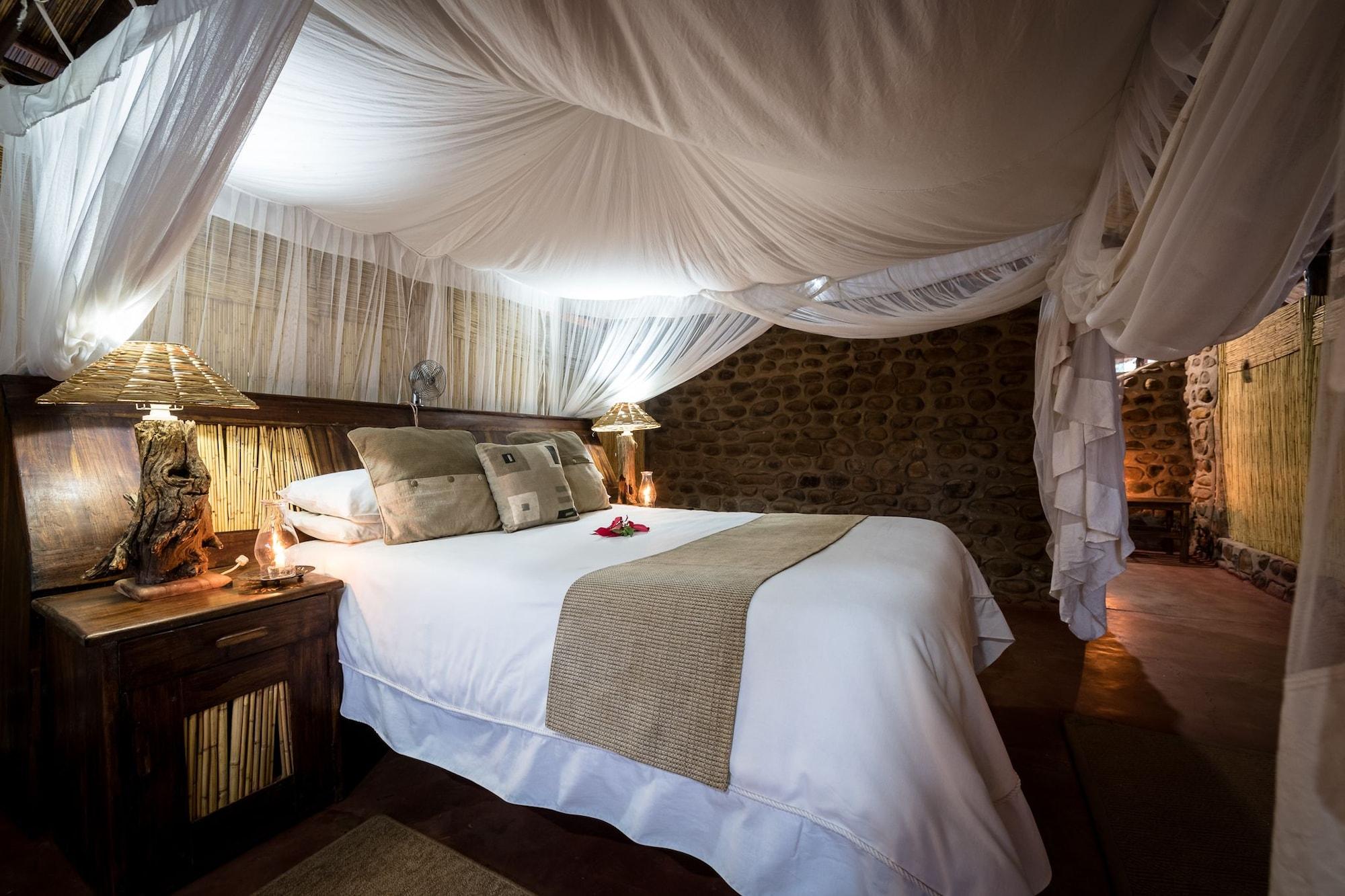 Taita Falcon Lodge Mukuni Экстерьер фото