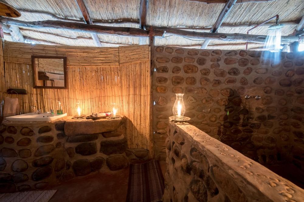 Taita Falcon Lodge Mukuni Экстерьер фото