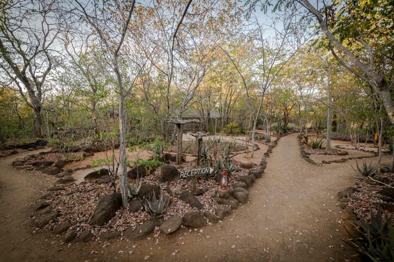 Taita Falcon Lodge Mukuni Экстерьер фото